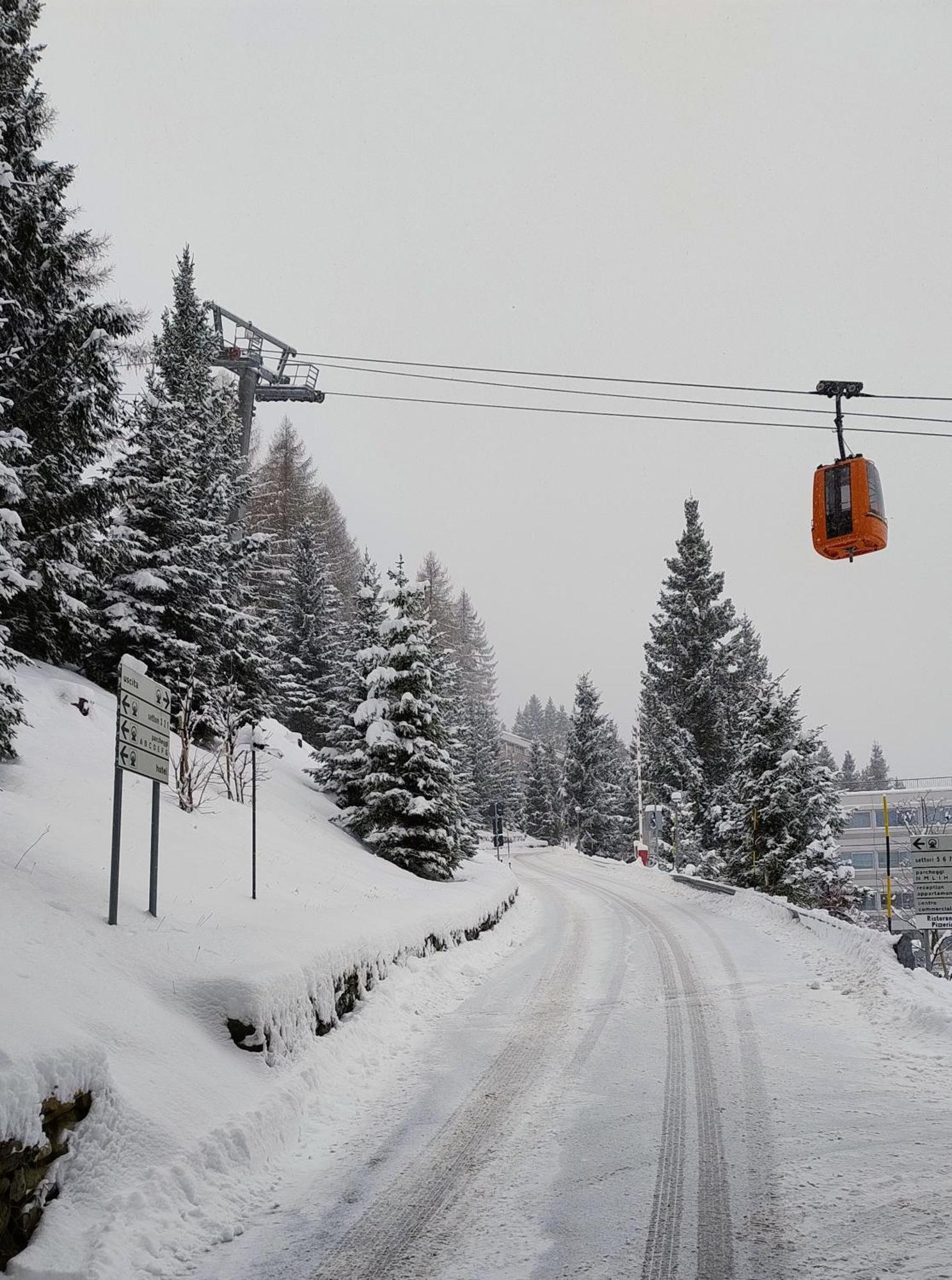 Ale 1206, Marilleva 1400 Accesso Diretto Alle Piste Exterior foto